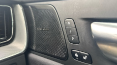 Volvo Xc60 2.0 B4P Plus Dark 5dr Geartronic Petrol Estate